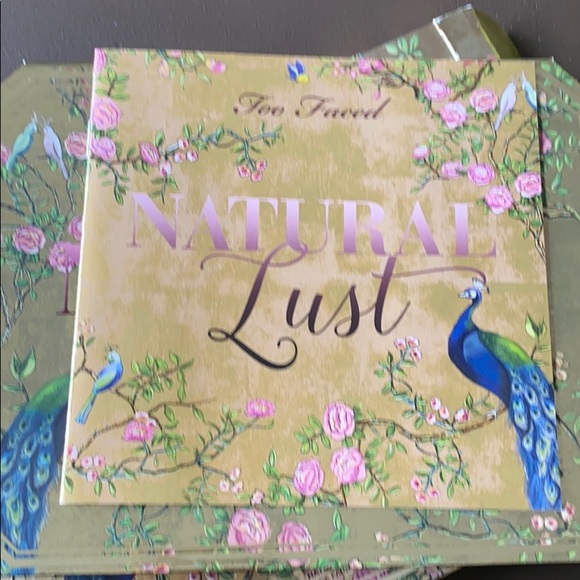 COPY - Too faced Natural Lust eyeshadow palette - Picture 6 of 11